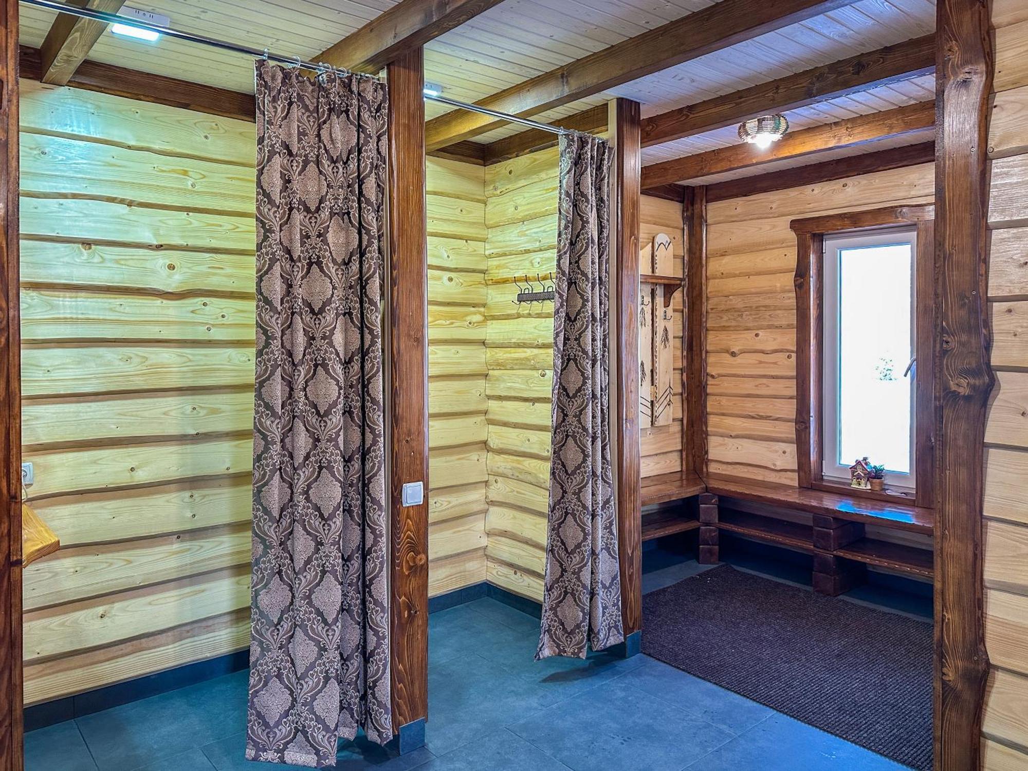 Готель Гірський Куточок Верховина Екстер'єр фото